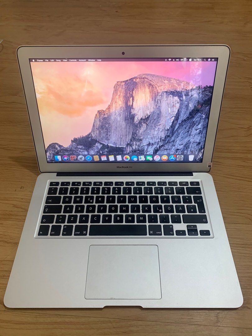 Macbook air 13 inch early 2015