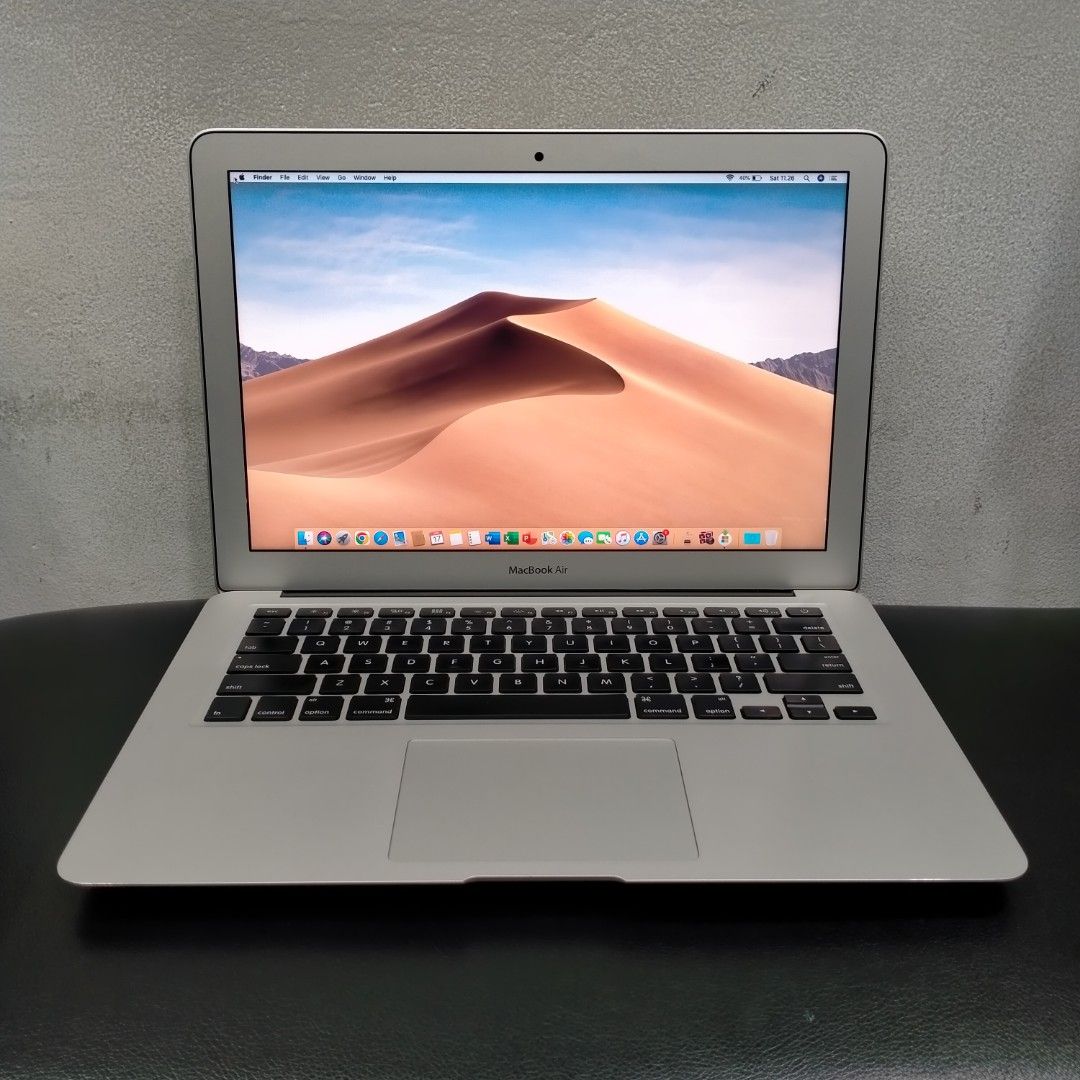 Macbook Air 13inch 2015 Core i5 - 1.6GHz RAM 4GB SSD 128GB ( Second )