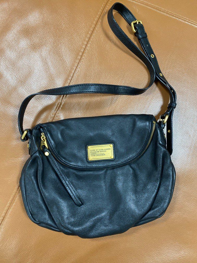Marc jacobs sling discount bag