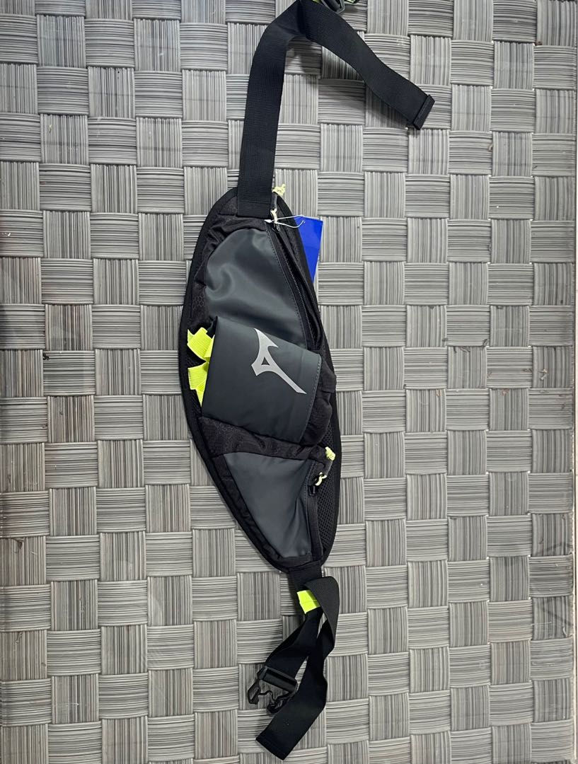Mizuno running pouch brand new Men s Fashion Bags Belt bags