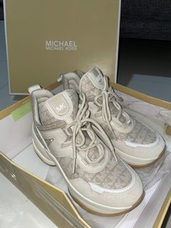 Mk trainer shoes