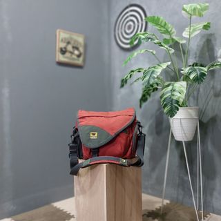 (Kategori: ) berada di . Dikirim oleh tas_mantan2nd_batam (ID iklan 1238048904, Gambar 1). Deskripsi: .