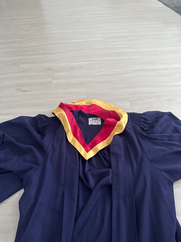 nanyang poly graduation robe, Women's Fashion, Coats, Jackets and ...