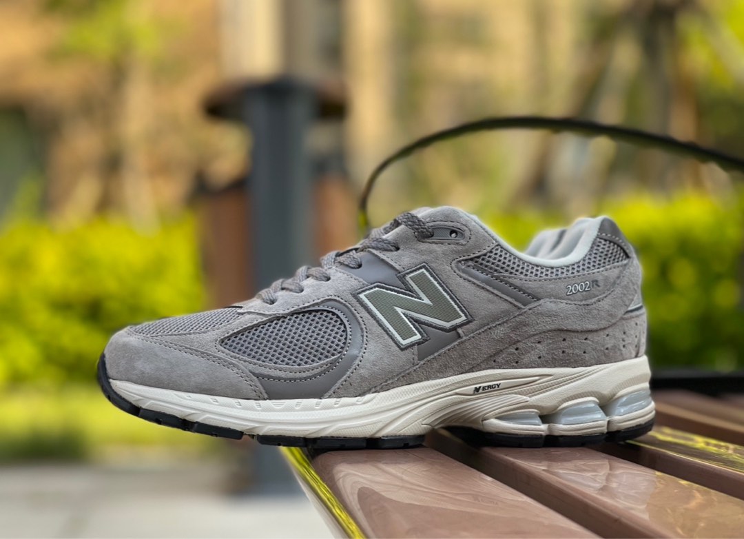 New Balance 2002R (Reps), Men's Fashion, Footwear, Sneakers on Carousell