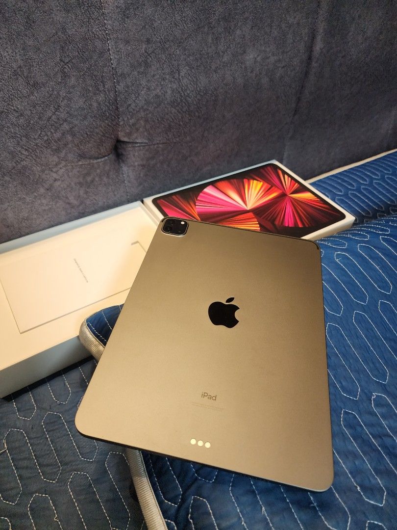 NEW iPad Pro 11 3rd Gen M1 Wifi 256gb (Feb 2024 warranty), Mobile