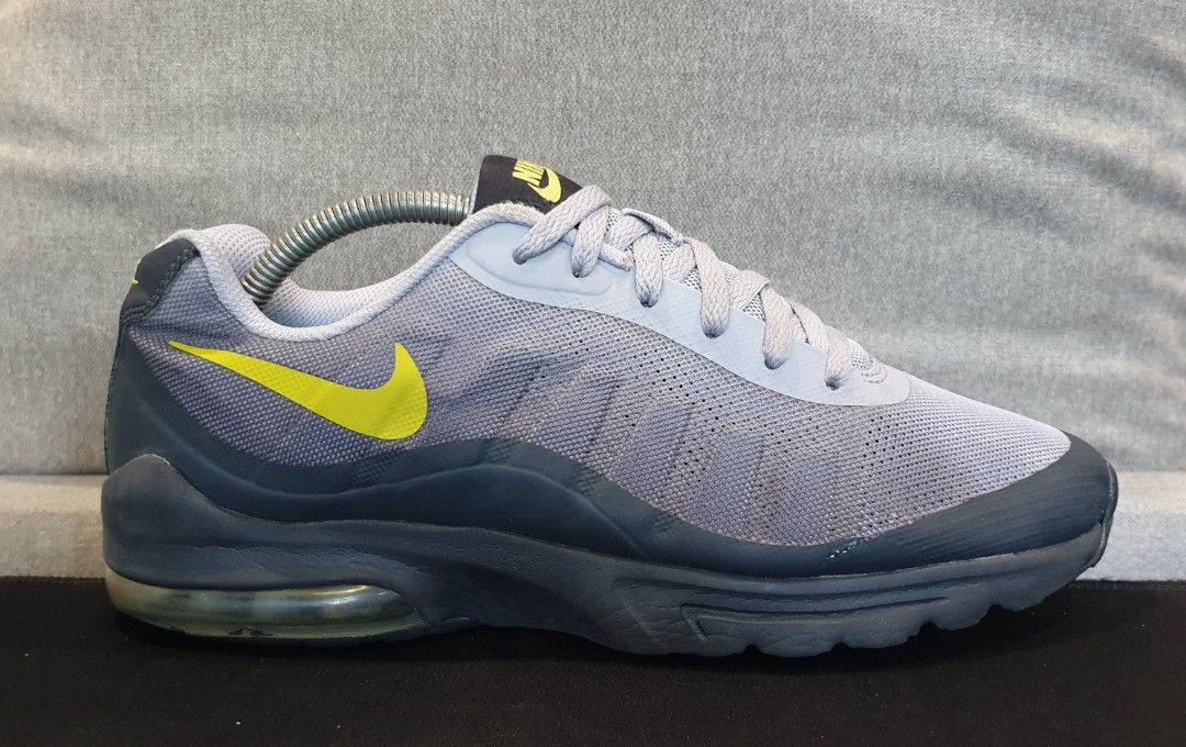 NIKE AIR MAX INVIGOR Running Casual 7.5uk Men s Fashion