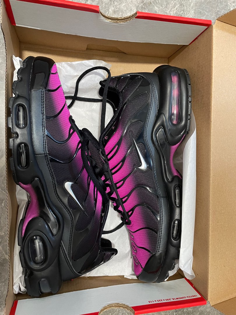 NIKE AIR MAX PLUS BLACK WHITE Men s Fashion Footwear Casual