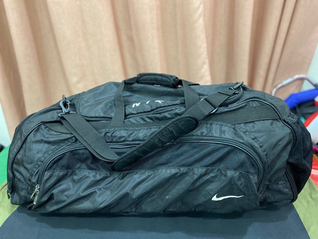Big nike cheap duffle bag