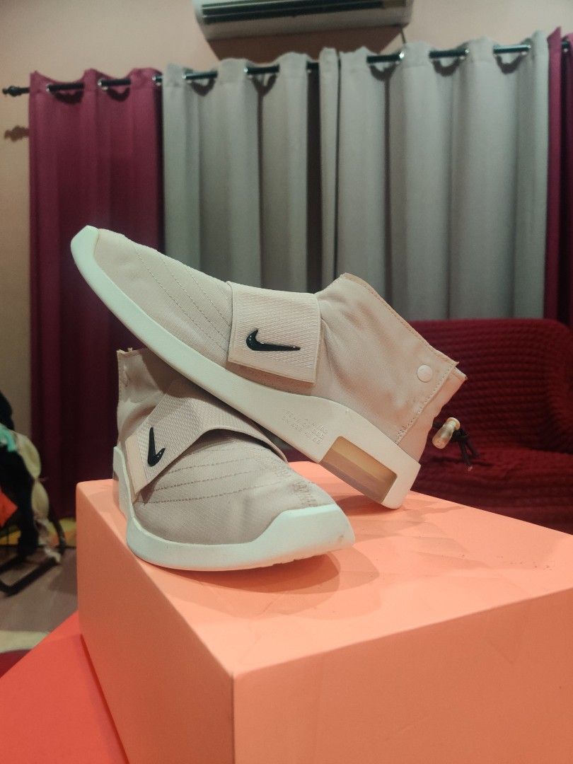 Nike fear of god pink 2025