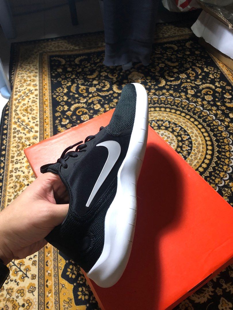 Nike flex experience top rn 8 on feet