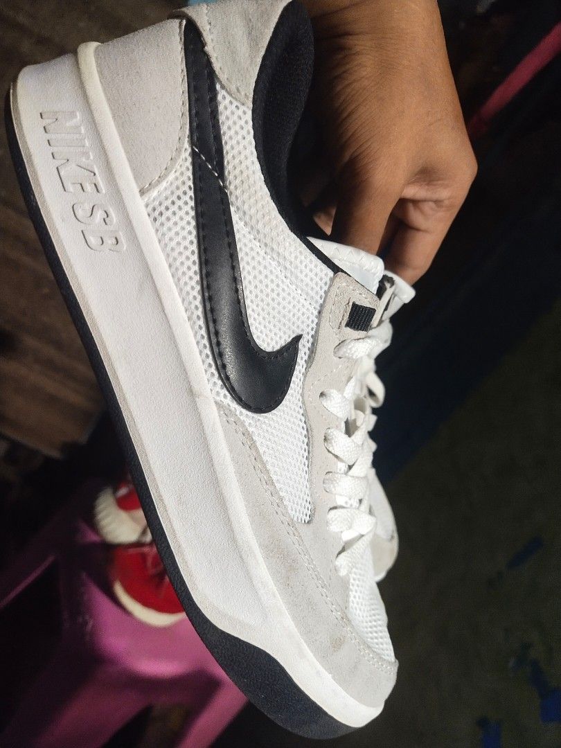Ukay ukay top nike shoes