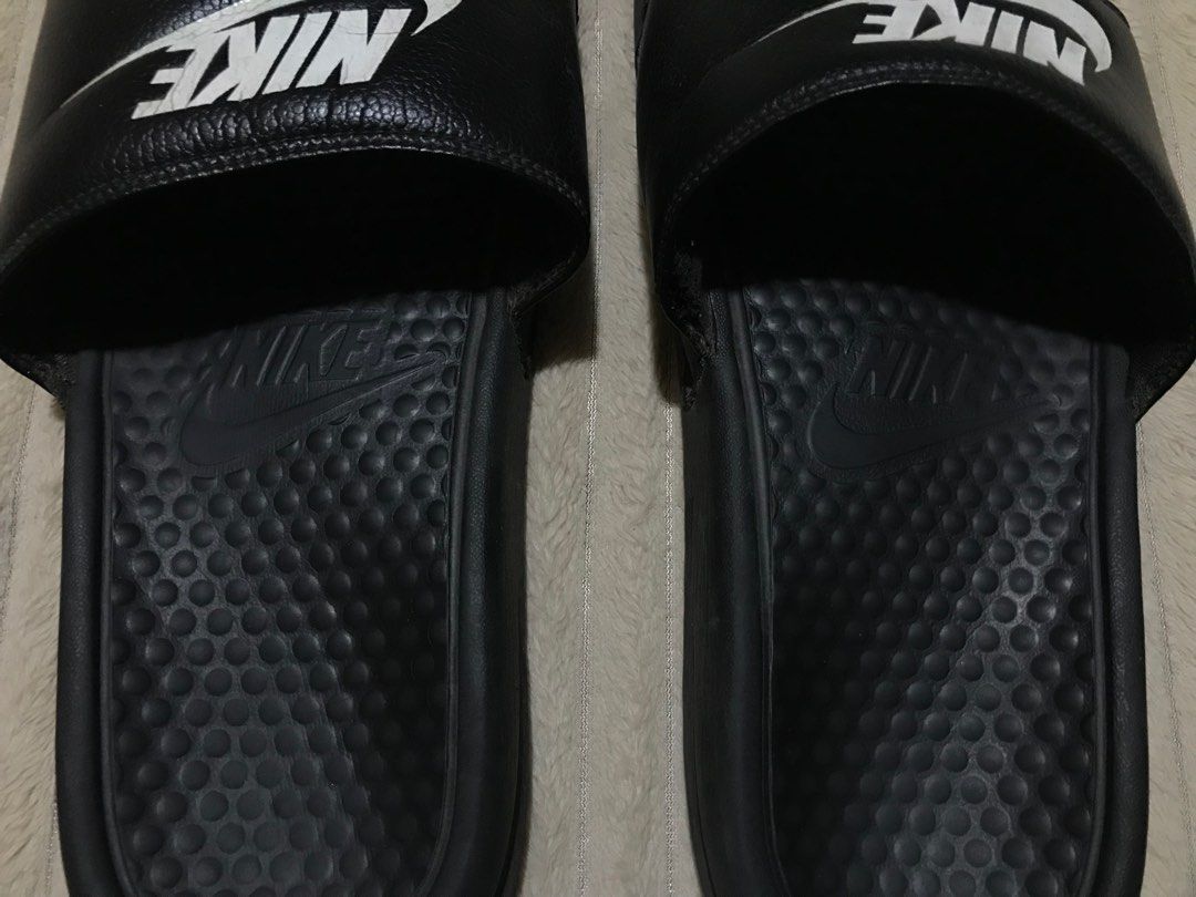 Legit nike slippers store