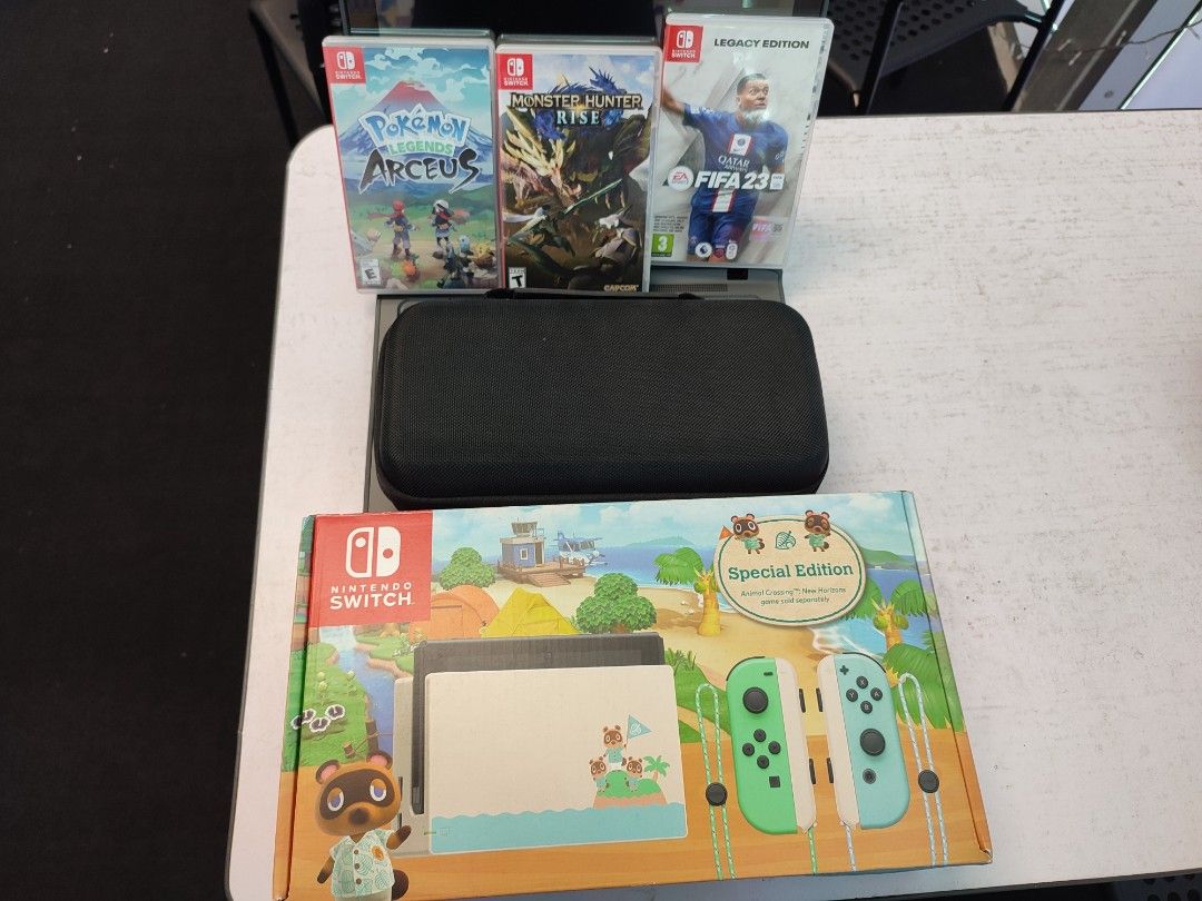 Nintendo Switch Animal Crossing Limited Edition