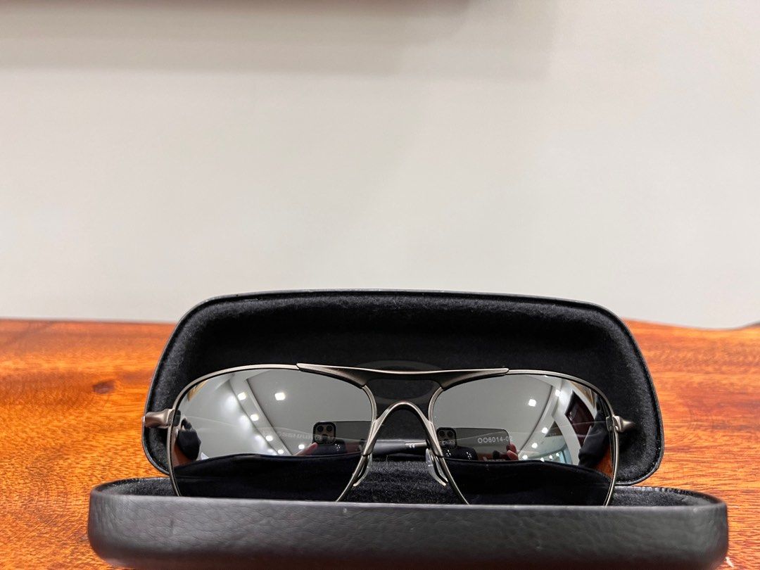 Oakley crosshair clearance black iridium polarized