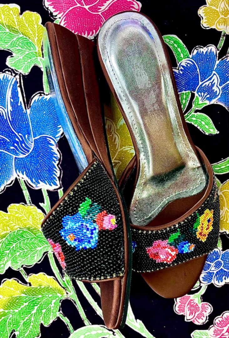 Peranakan Beaded Shoes, Women's Fashion, Footwear, Heels on Carousell