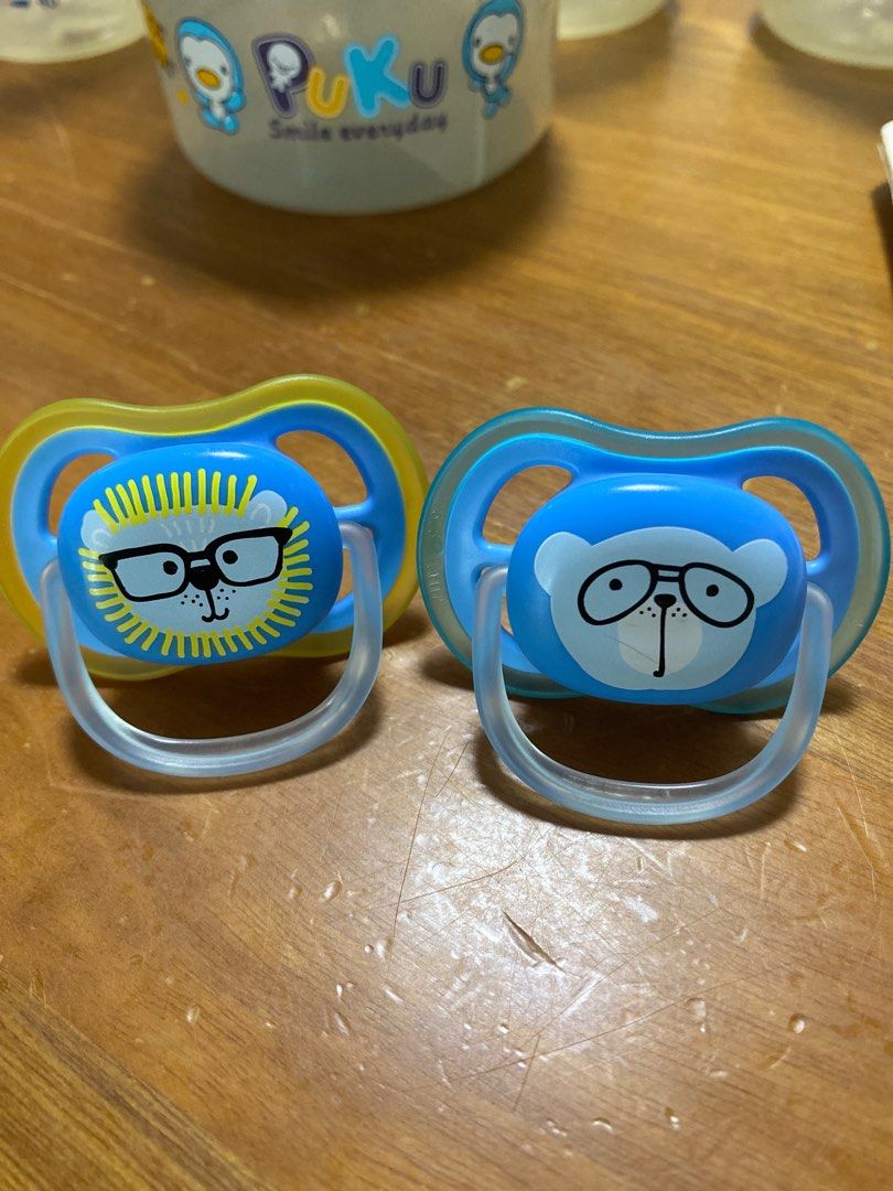 Philips Milk bottles pacifiers clip and milk powder container, Babies & Kids, Nursing & Feeding