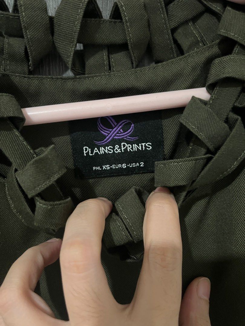 Plains and Prints Dress (Category: Dresses) located in Manila. Submitted by sjoemd (Listing ID 1237903010, Image 3). Description: Plains and Prints Dress - Worn once - No flaws - Size: XS - No to low ballers please .