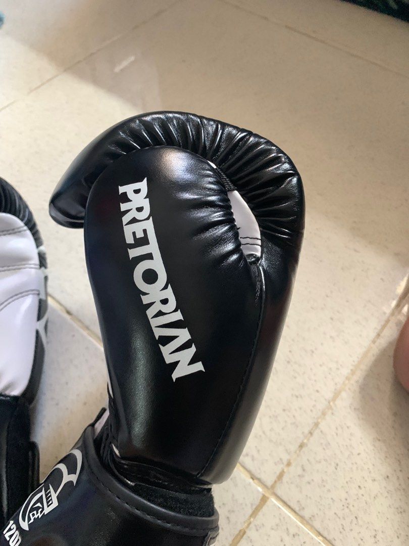PRETORIAN BOXING GLOVES 12OZ on Carousell