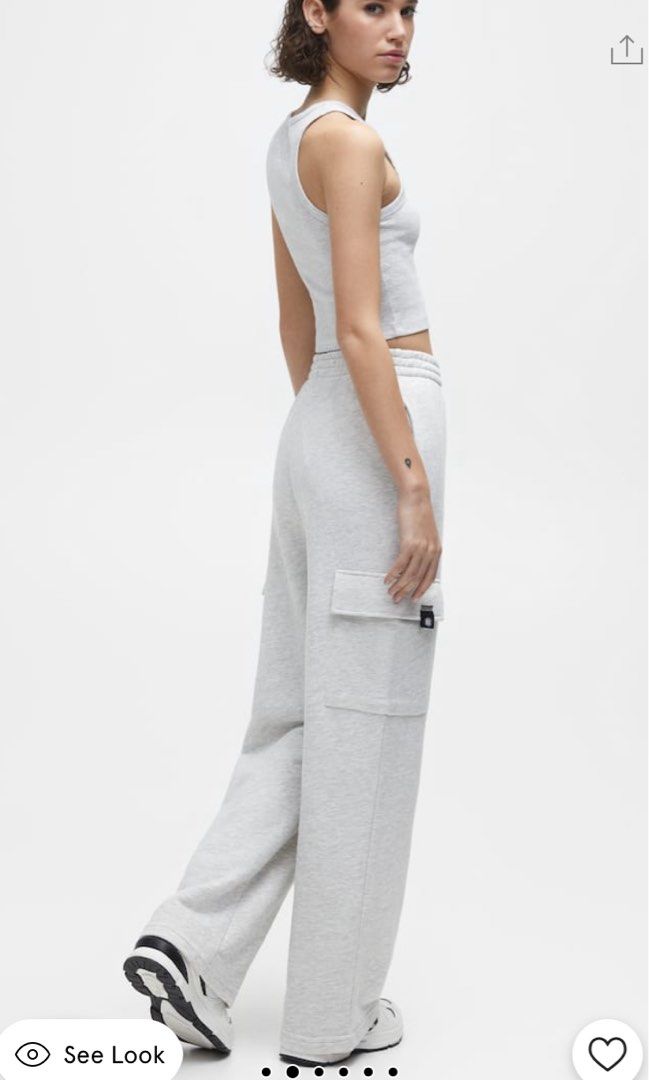 Pull and bear tracksuit bottoms sale