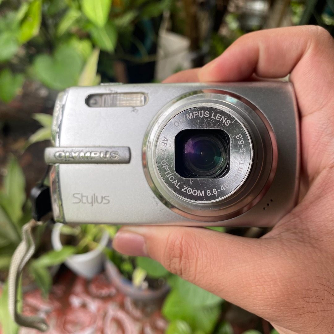RARE Olympus Stylus 1010 W 1GB XD CARD on Carousell