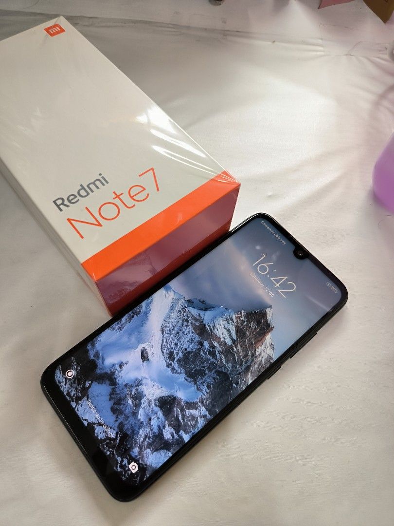 Redmi Note 7 (Category: Xiaomi) located in Kota Bharu. Submitted by esthermenghui (Listing ID 1237963359, Image 1). Description: selling bcuz upgrade to another phone. can cod at klang valley area or kelantan kb area. Display: 6.3-inch IPS LCD, 1080 x 2340 pixels resolution Processor: Qualcomm Snapdragon 660 octa-core RAM: 4GB Storage: 64GB internal storage, expandable up to 256GB via microSD Operating System: MIUI 10 based on Android 9 Pie (upgr