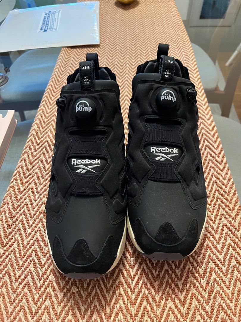 Reebok pump size 10 top