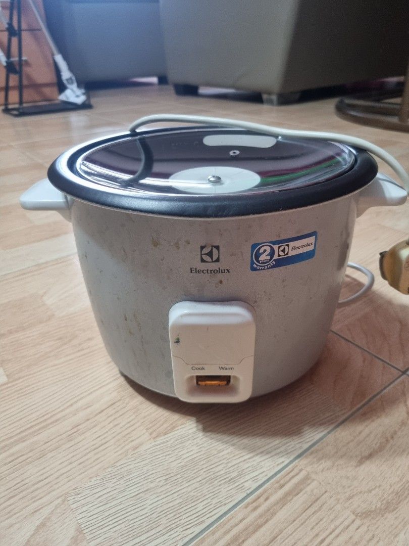 Rice Cooker Electrolux, TV & Home Appliances, Other Home Appliances on