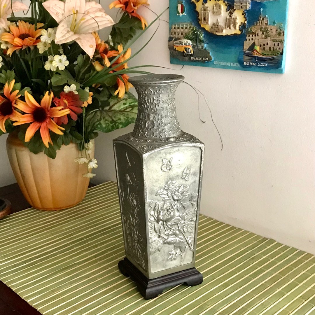 Royal Selangor pewter four seasons collection vase, Furniture