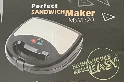 https://media.karousell.com/media/photos/products/2023/6/17/sandwich_maker_1686968746_7d75b0ee.jpg