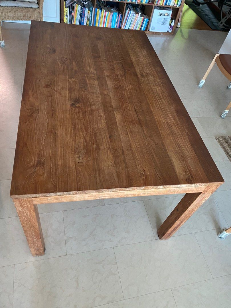 Scanteak top dining table