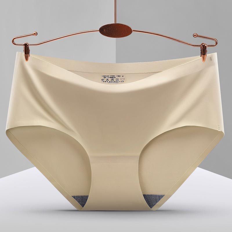 Ice Silk Seamless Panties/lace/soft/cool/women's underwear- C782, Women's  Fashion, New Undergarments & Loungewear on Carousell