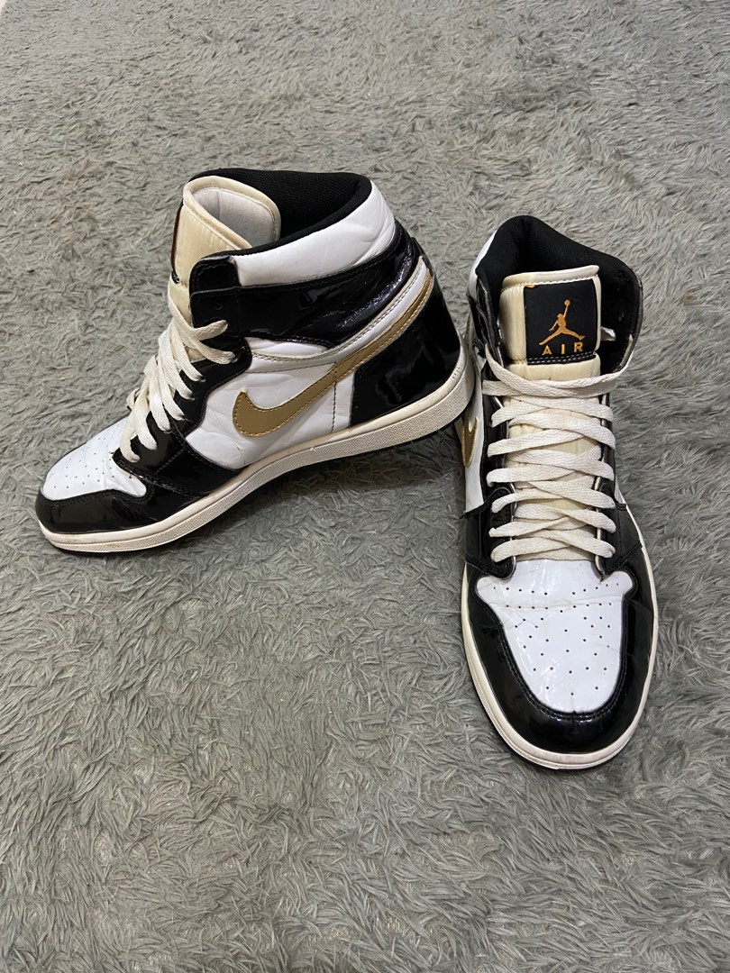 SEPATU NIKE AIR JORDAN 1 MID PATENT LEATHER BLACK GOLD SECOND