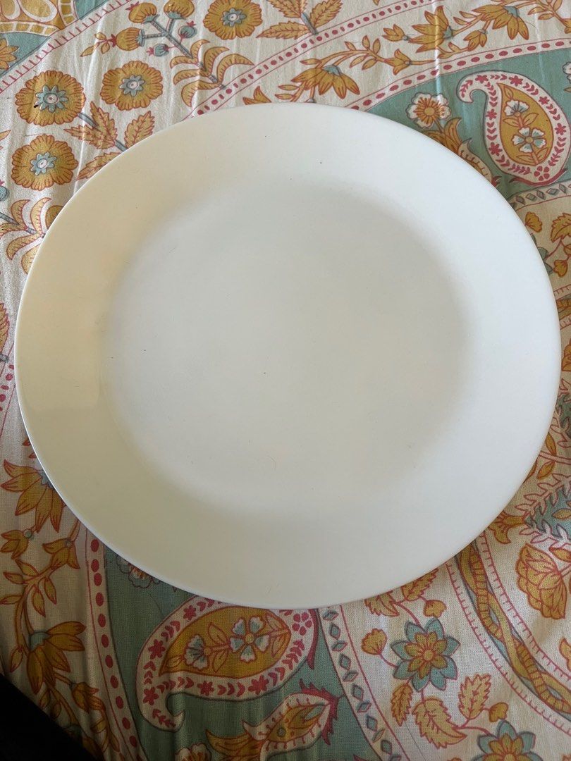 Set of 10 Plates and 6 Bowls, Furniture & Home Living, Kitchenware