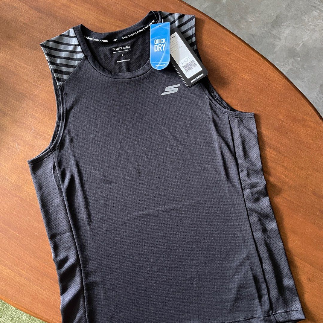 Skechers Men s Sleeveless S Black Men s Fashion Activewear on