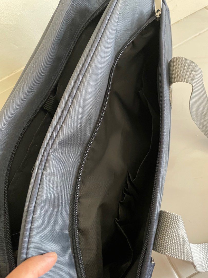 Snoopy Bag (Category: Backpacks) located in Kuala Lumpur. Submitted by trinketstoys21 (Listing ID 1237952834, Image 3). Description: Peanuts by Shchulz Polyester L 17" H 10.5" W 5.5" Never use With hard cover inside Postage or Self collect in Seri Maya Condo KL.