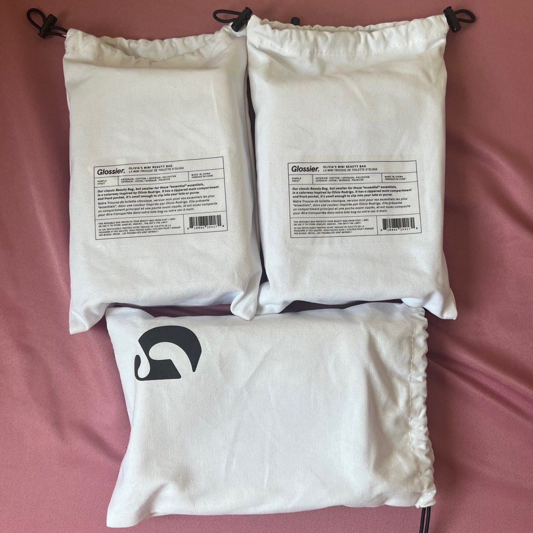 [SOLD OUT] Glossier X Olivia Rodrigo Collab ~ Mini beauty bag, Women's ...