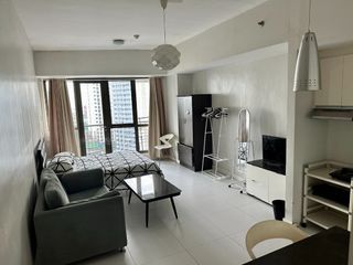 Studio Unit with Balcony FOR LEASE at KL Tower Legazpi Village Makati - For Rent / For Sale / Metro Manila / Interior / Condominiums / RFO Unit / NCR / Fully Furnished / Real Estate Investment PH / Ready For Occupancy / Clean Title / Condo Living / MrBGC