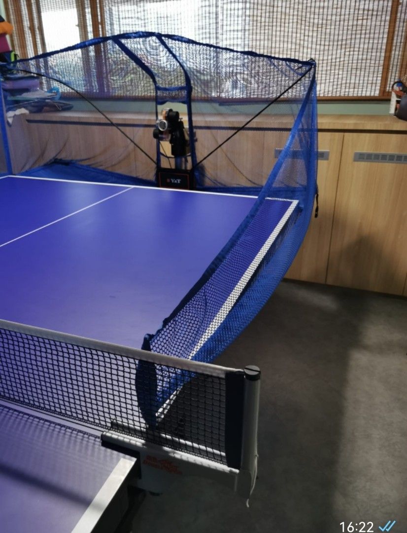 Table Tennis Table & Robot w Net, Sports Equipment, Sports & Games