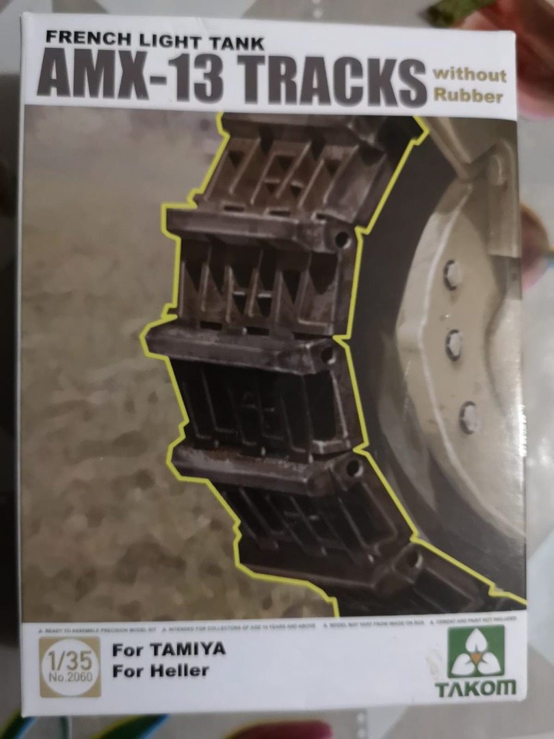 French Light Tank AMX-13 TAMIYA 35349 1/35ème maquette char promo