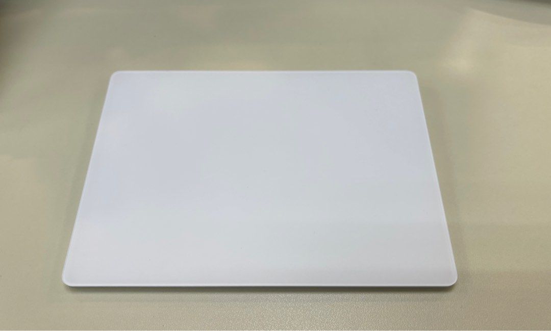 trackpad 2 （分類：電腦滑鼠及相關產品）位於 Hong Kong。 由 saishaboy 提交（商品編號 1237946746，圖片 1）。簡介： 無盒 無保養 面交或順豐到付 任試。