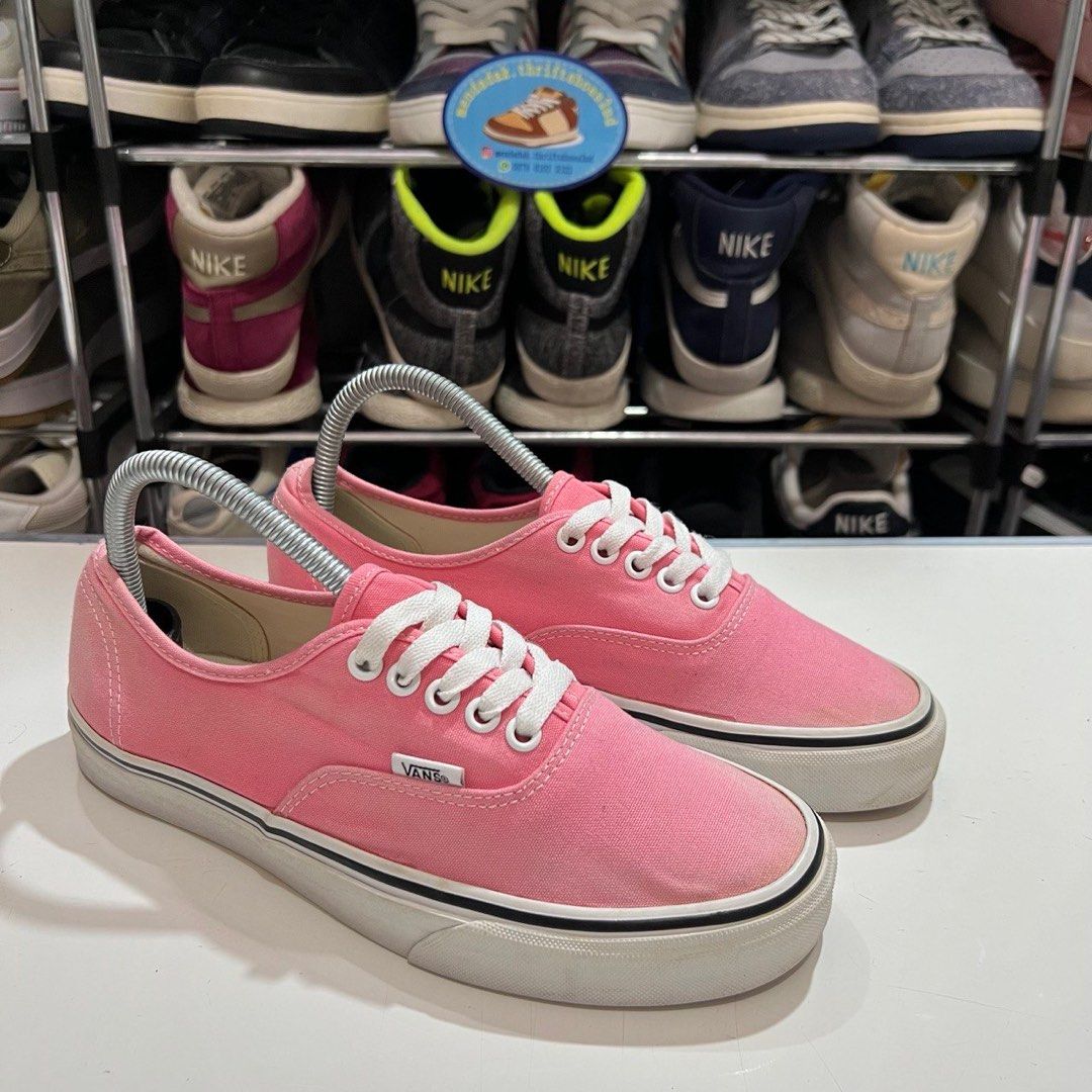 Vans Era Pink Fesyen Wanita Sepatu di Carousell
