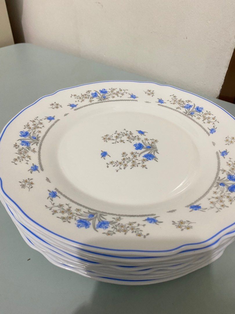Vintage Luminarc milk glass dinner plate, Furniture & Home Living