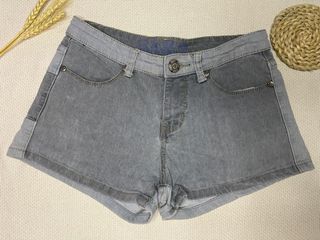 (Category: ) located in . Submitted by sherrypreloved (Listing ID 1237957181, Image 1). Description: .