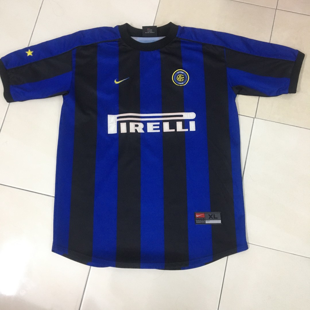 Nike hotsell pirelli jersey
