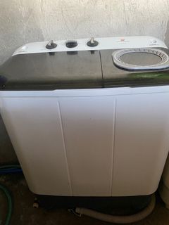 White Westinghouse WWTT71X 7kg  Twin Tub Washing Machine