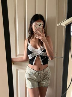 (Category: ) located in . Submitted by isa.declutters (Listing ID 1237960770, Image 1). Description: .