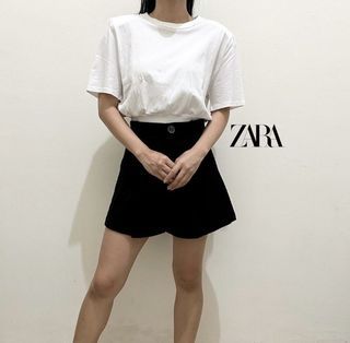 Zara Padded White Top / Atasan Kaos Zara