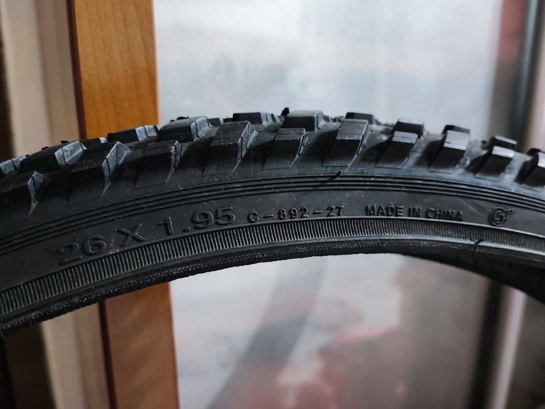 Cheng shin bicycle best sale tires 26 x 1.95