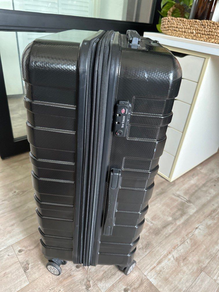 28inch New Yorker Luggage, Hobbies & Toys, Travel, Luggage on Carousell