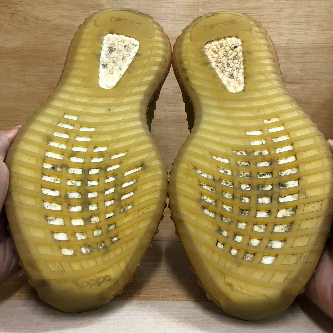 How to clean yeezy bottoms on sale